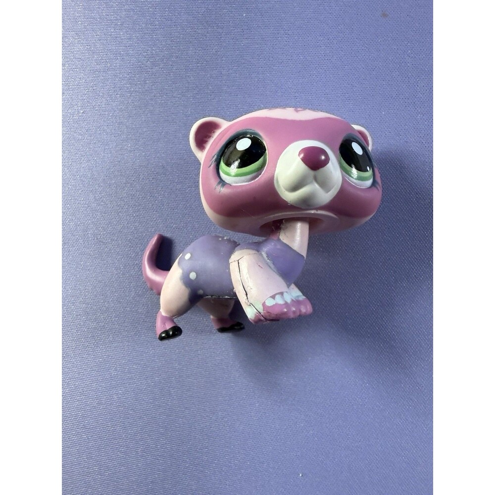 Littlest Pet Shop (LPS) #1700 – Purple Ferret